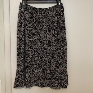 Chico’s pull on elastic waist skirt with ruffle bottom, size 1.